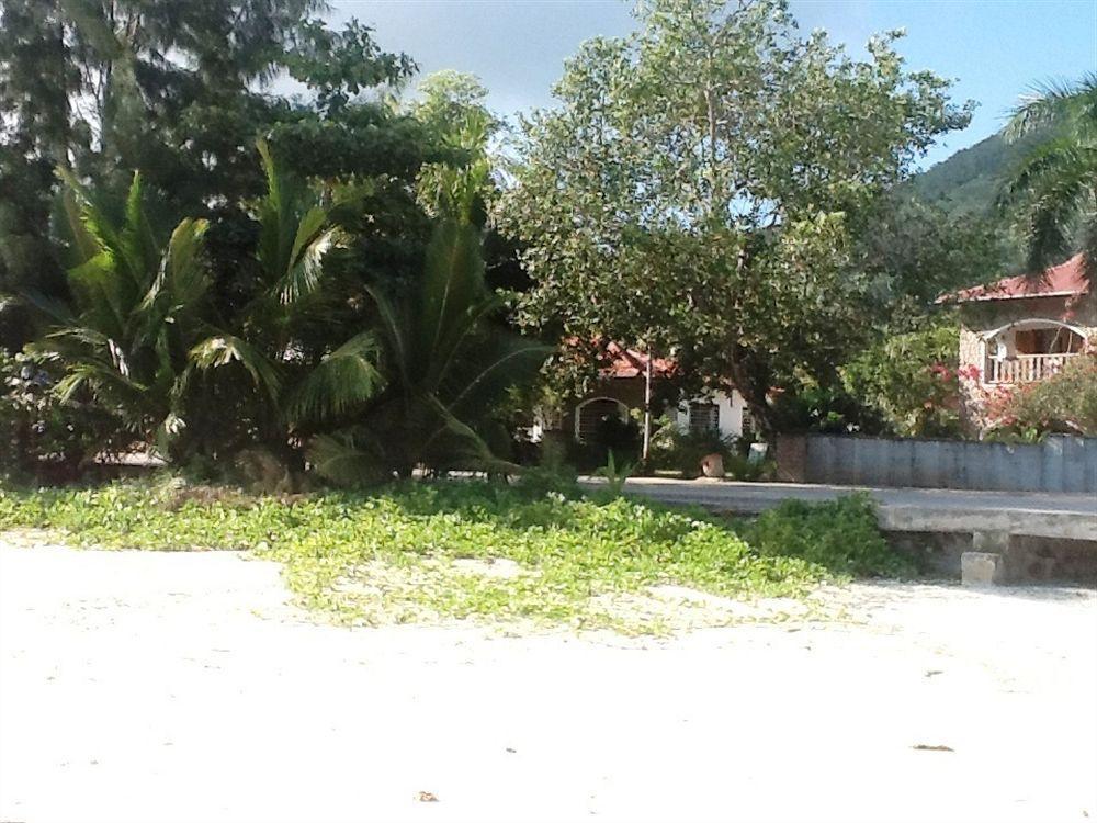 فندق دار ضيافة ليرونديل Anse Volbert Village المظهر الخارجي الصورة
